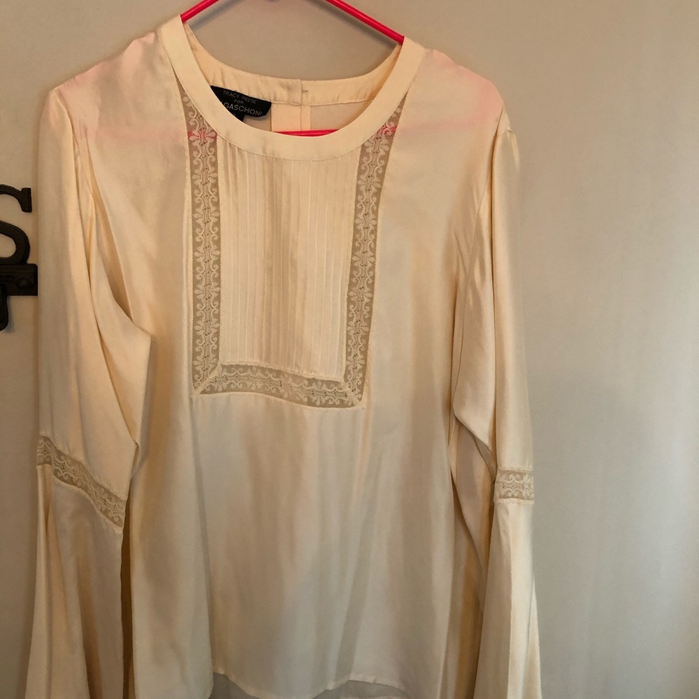 Women’s Magaschoni blouse